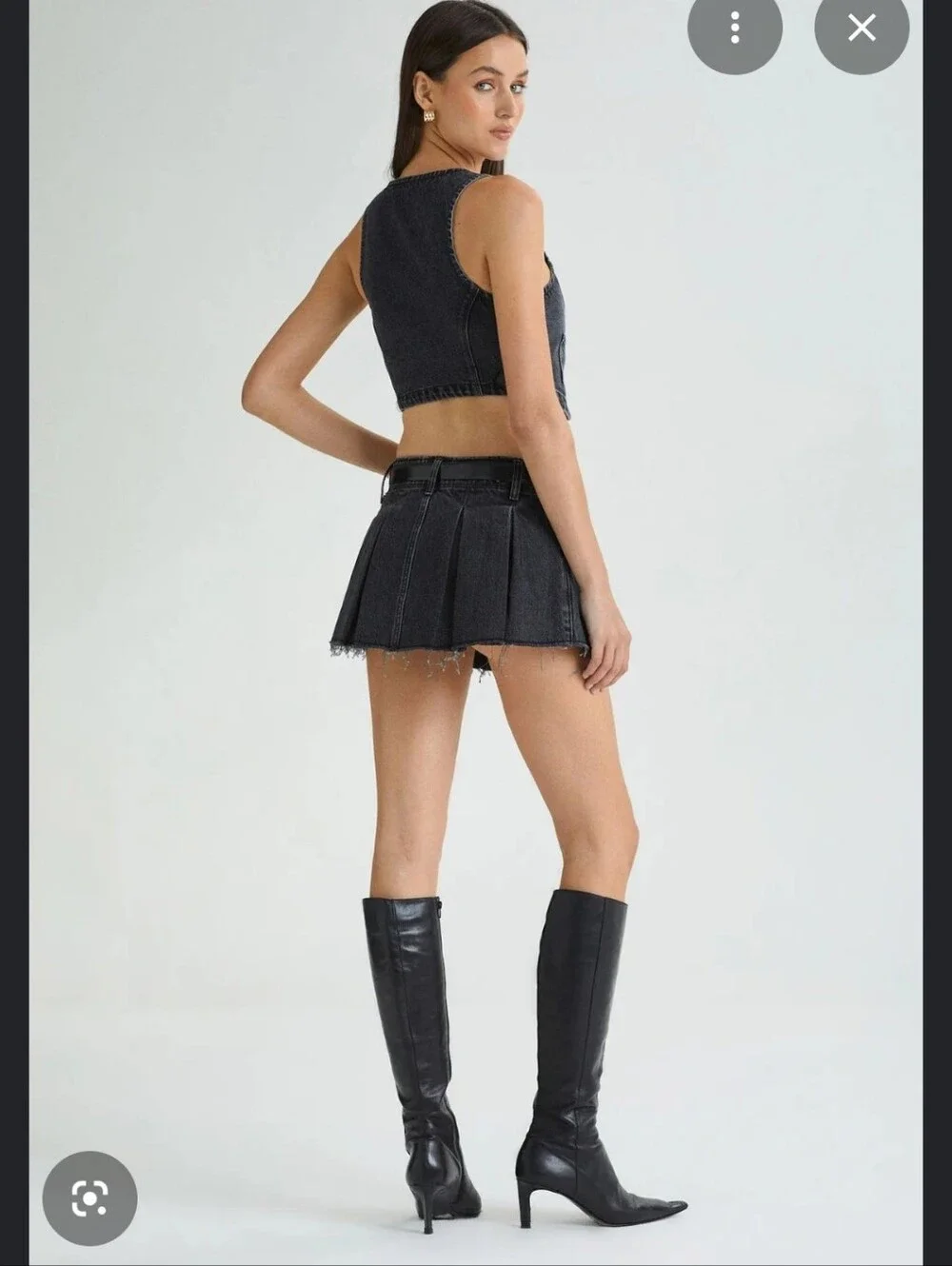 Abrand Chloe Pleated Mini Skirt - Black Washed